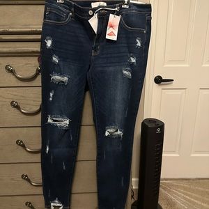 Kancan new with tags skinny Jeans